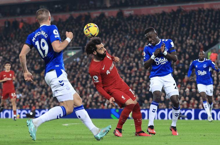 伯恩利连续三场不胜，保级形势岌岌可危(伯恩利战绩)